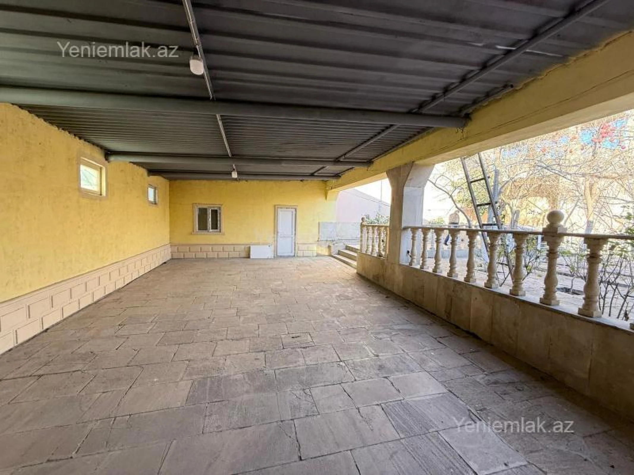 Satılır 6 otaqlı həyət evi 260 m²