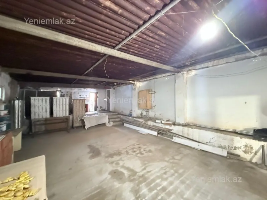 Satılır 6 otaqlı həyət evi 260 m²