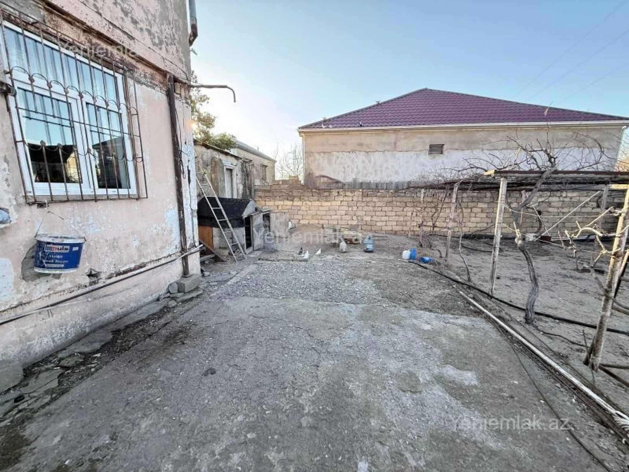 Satılır 6 otaqlı həyət evi 260 m²