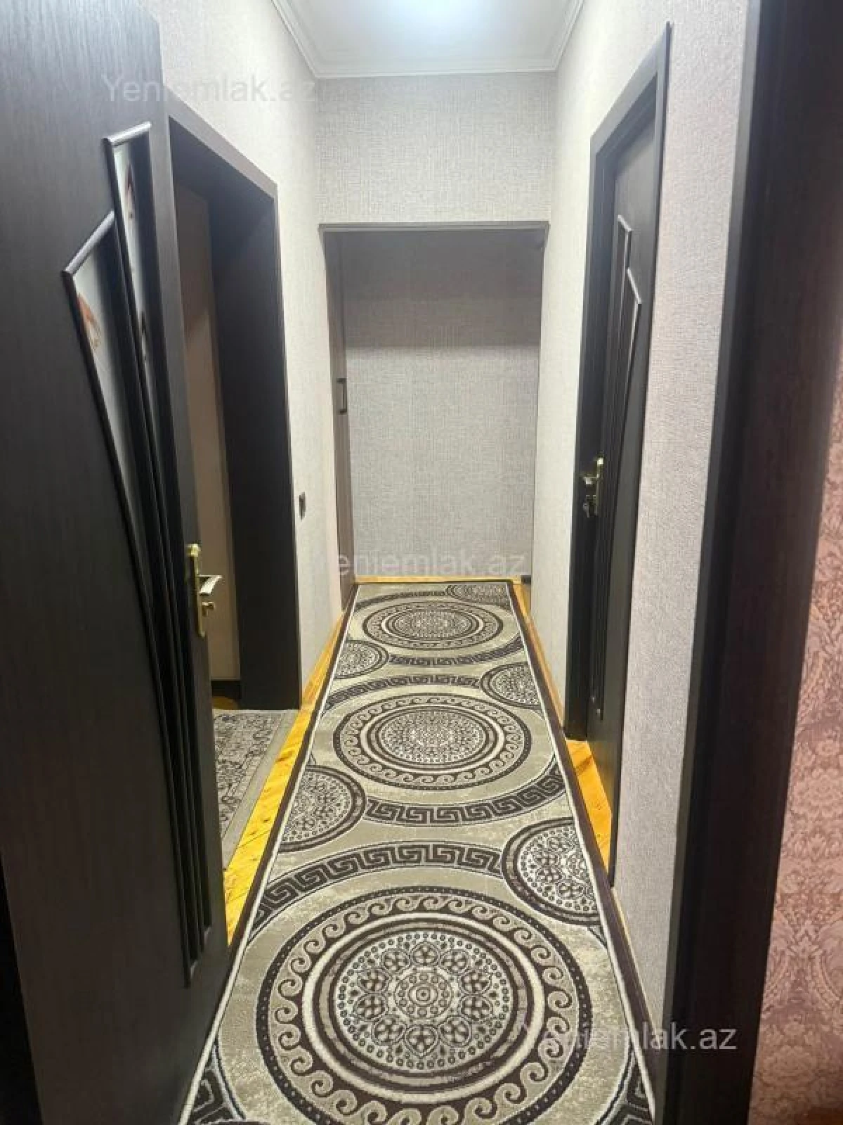 Satılır 3 otaqlı köhnə tikili 70 m²