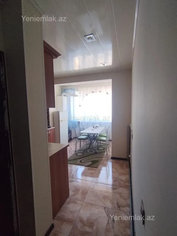 Satılır 2 otaqlı köhnə tikili 60 m²