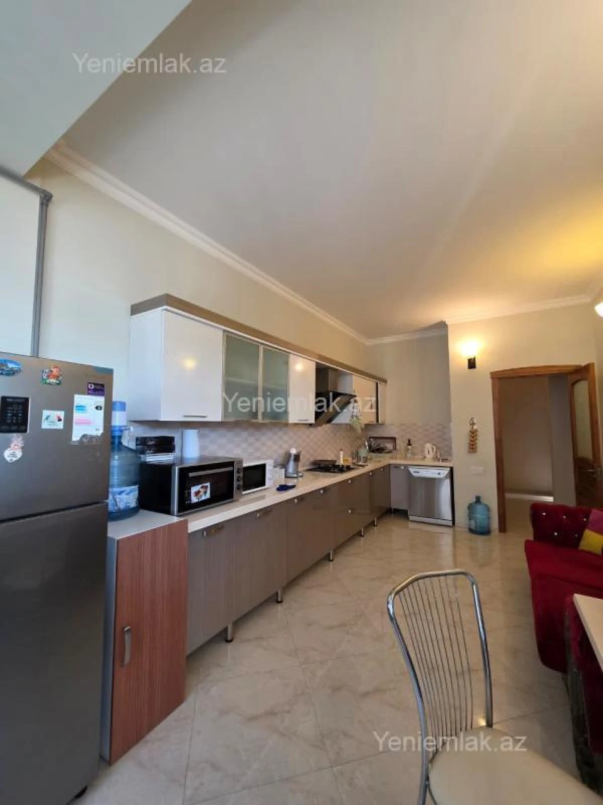 Satılır 2 otaqlı yeni tikili 140 m²