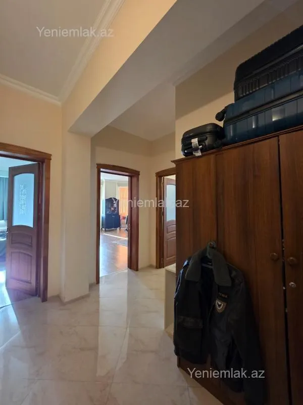 Satılır 2 otaqlı yeni tikili 140 m²