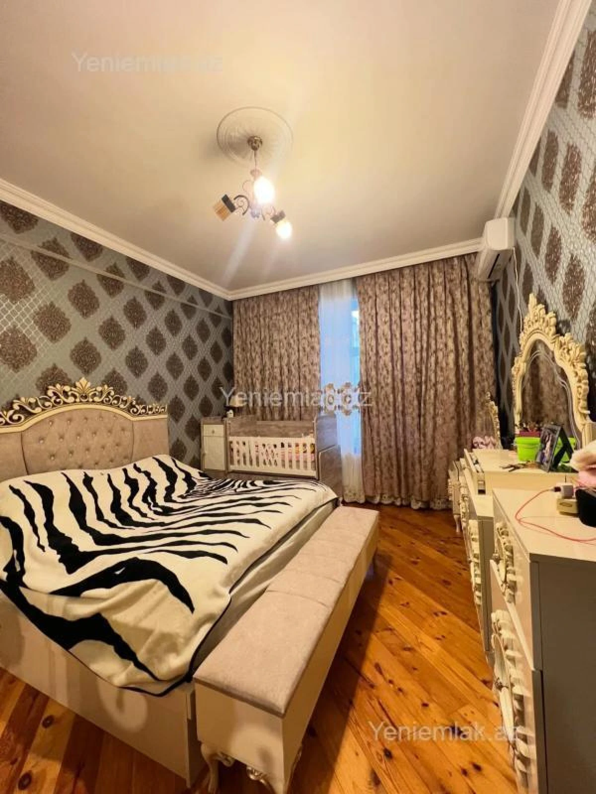 Satılır 2 otaqlı yeni tikili 88 m²