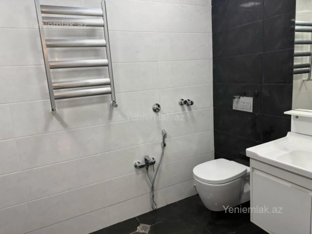 Satılır 3 otaqlı yeni tikili 112 m²