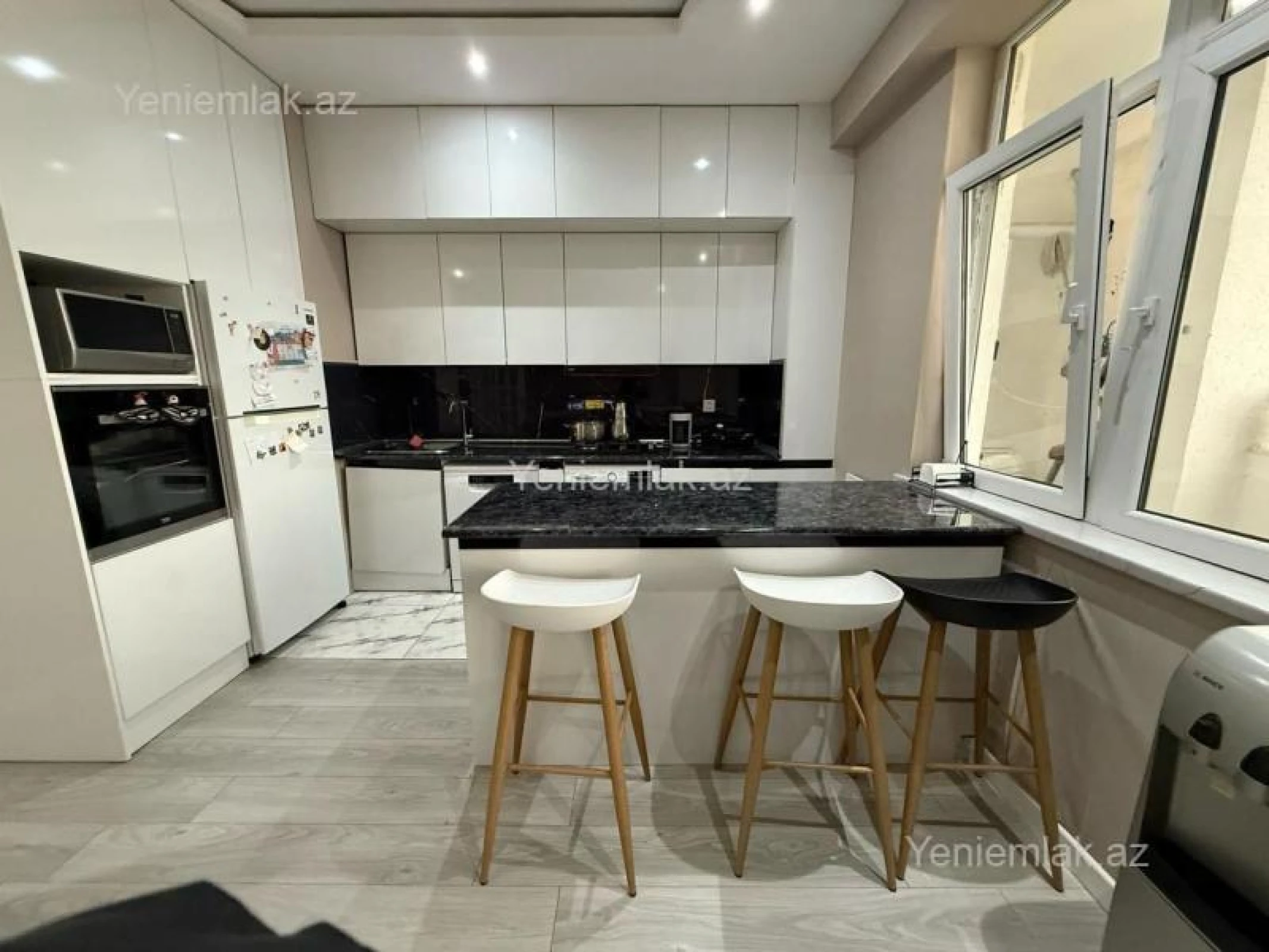 Satılır 3 otaqlı yeni tikili 112 m²