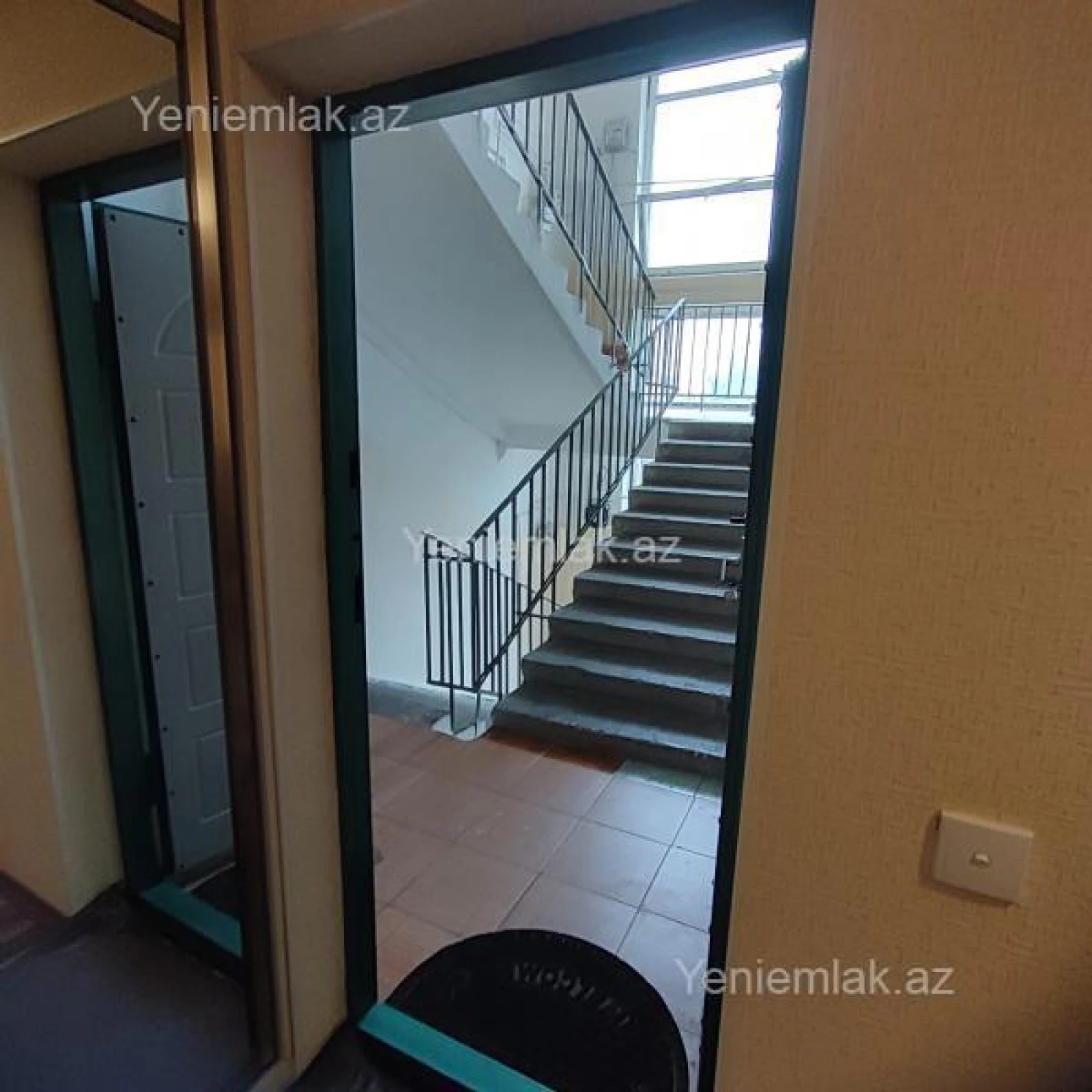 Satılır 3 otaqlı yeni tikili 95 m²