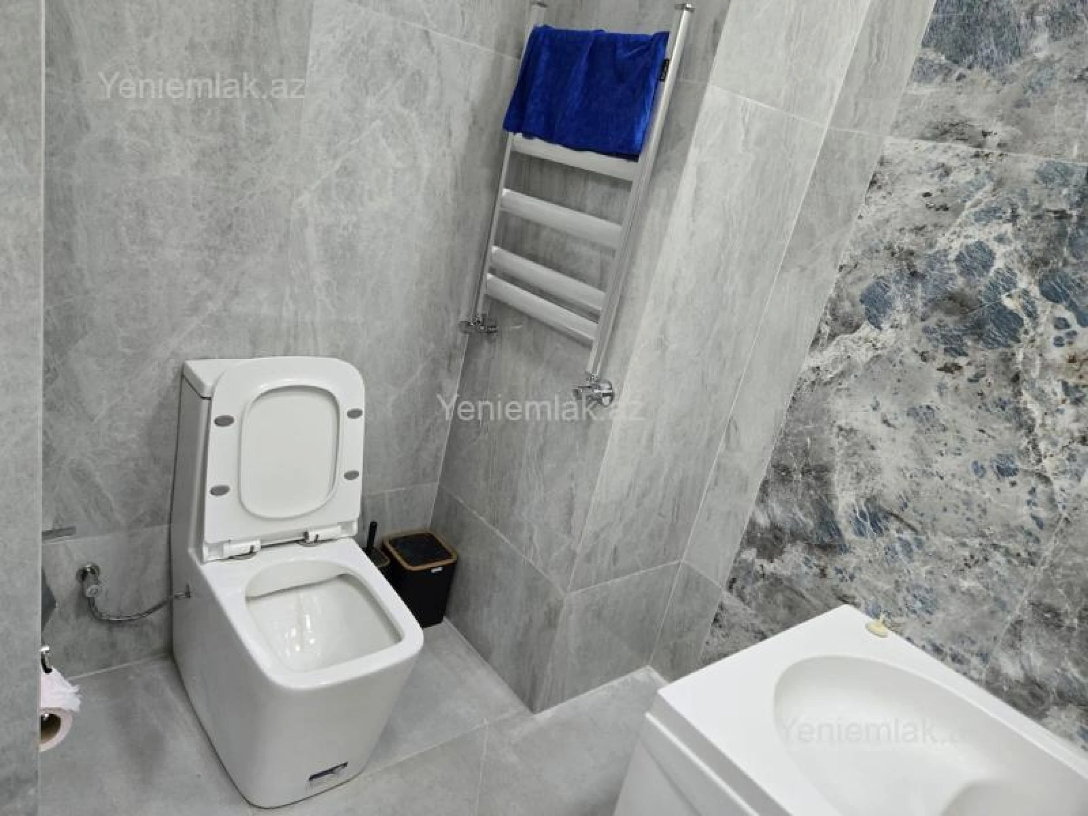 Satılır 2 otaqlı yeni tikili 76 m²