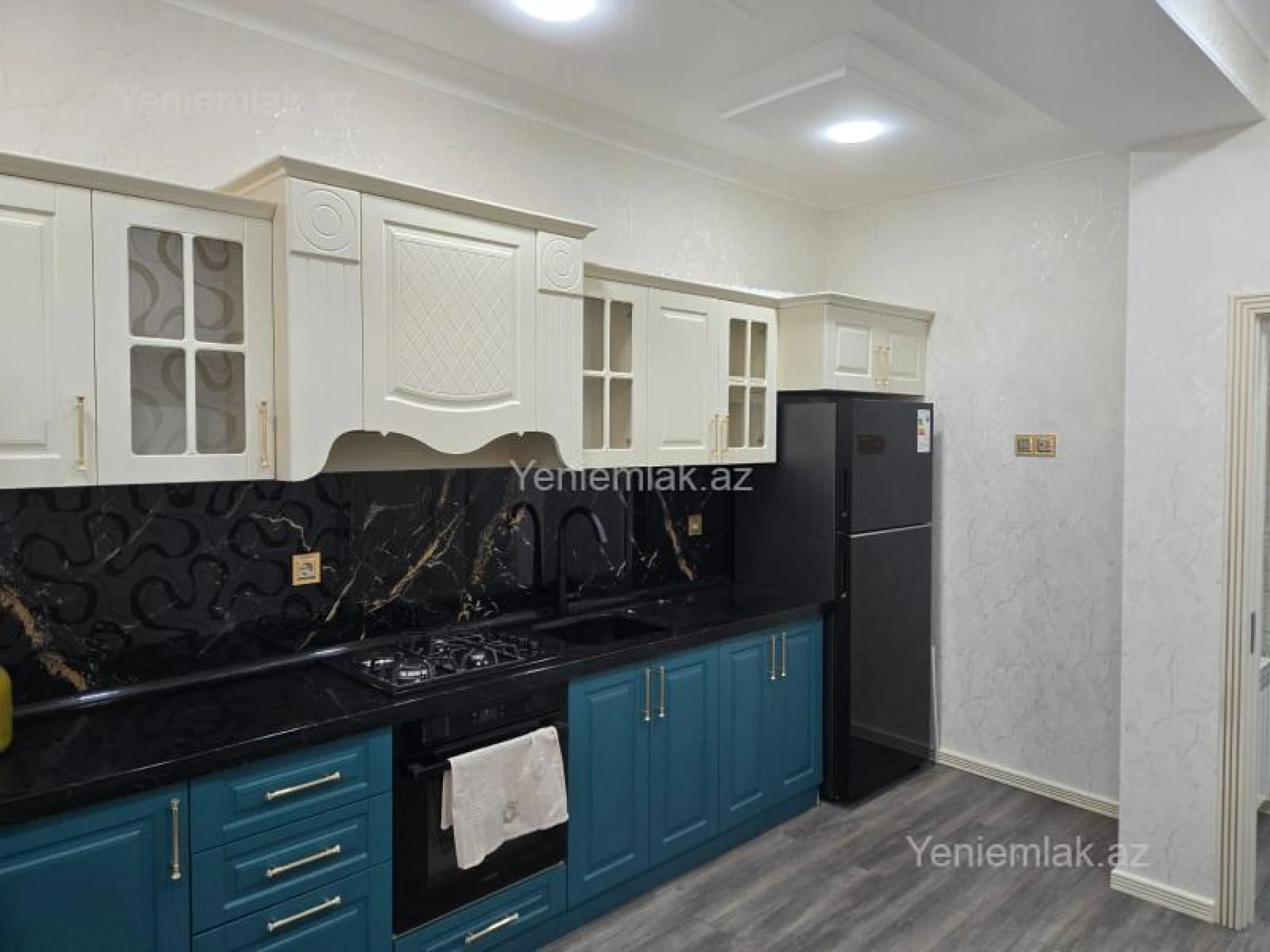 Satılır 2 otaqlı yeni tikili 76 m²