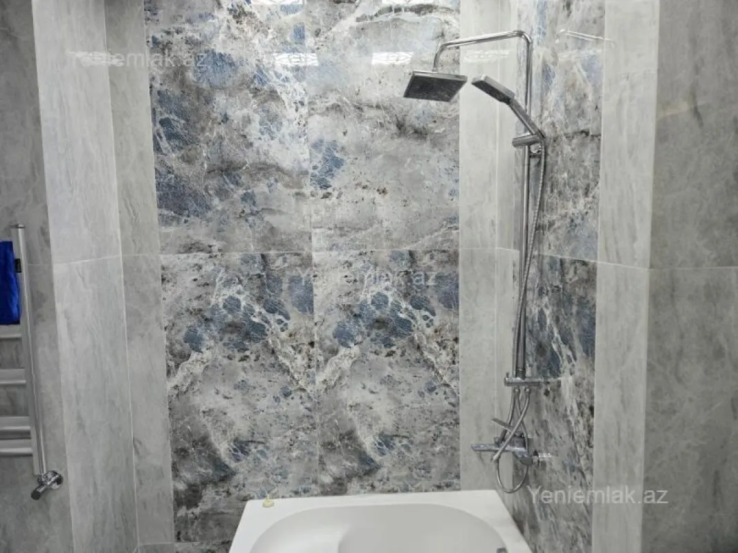 Satılır 2 otaqlı yeni tikili 76 m²