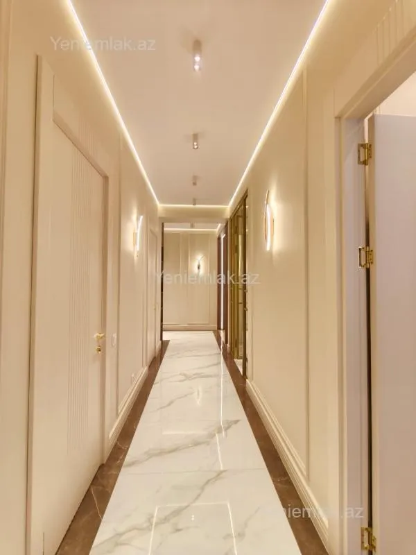 Satılır 3 otaqlı yeni tikili 86 m²