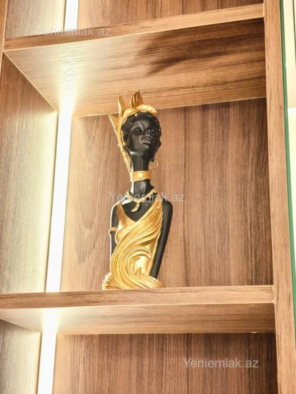 Satılır 3 otaqlı yeni tikili 86 m²