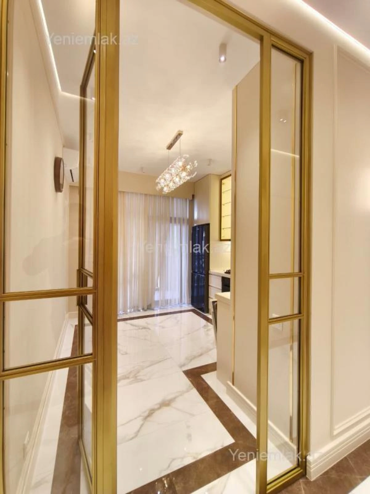 Satılır 3 otaqlı yeni tikili 86 m²