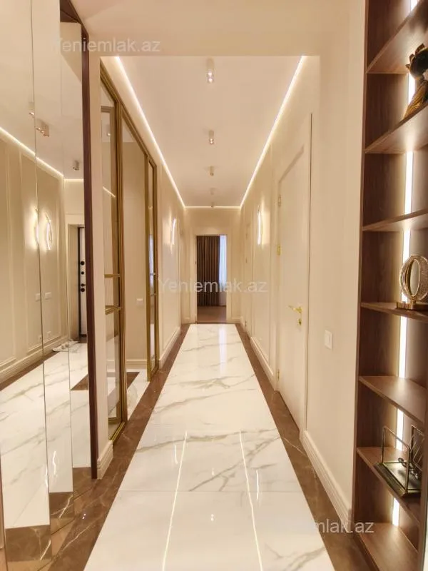 Satılır 3 otaqlı yeni tikili 86 m²