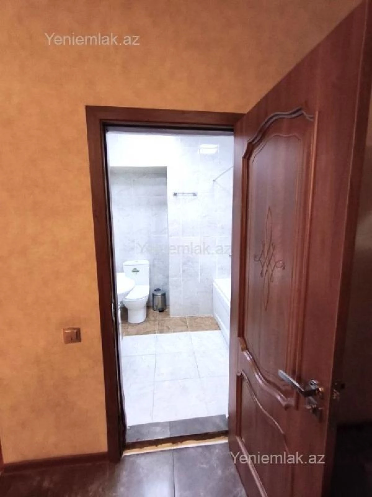 Satılır 3 otaqlı yeni tikili 80 m²