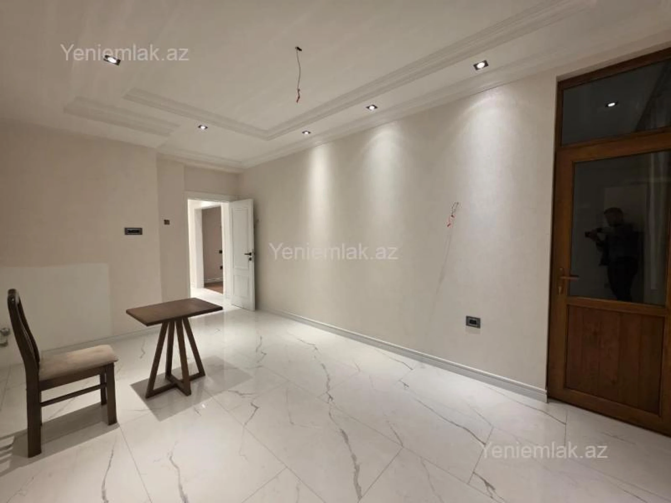 Satılır 3 otaqlı yeni tikili 155 m²