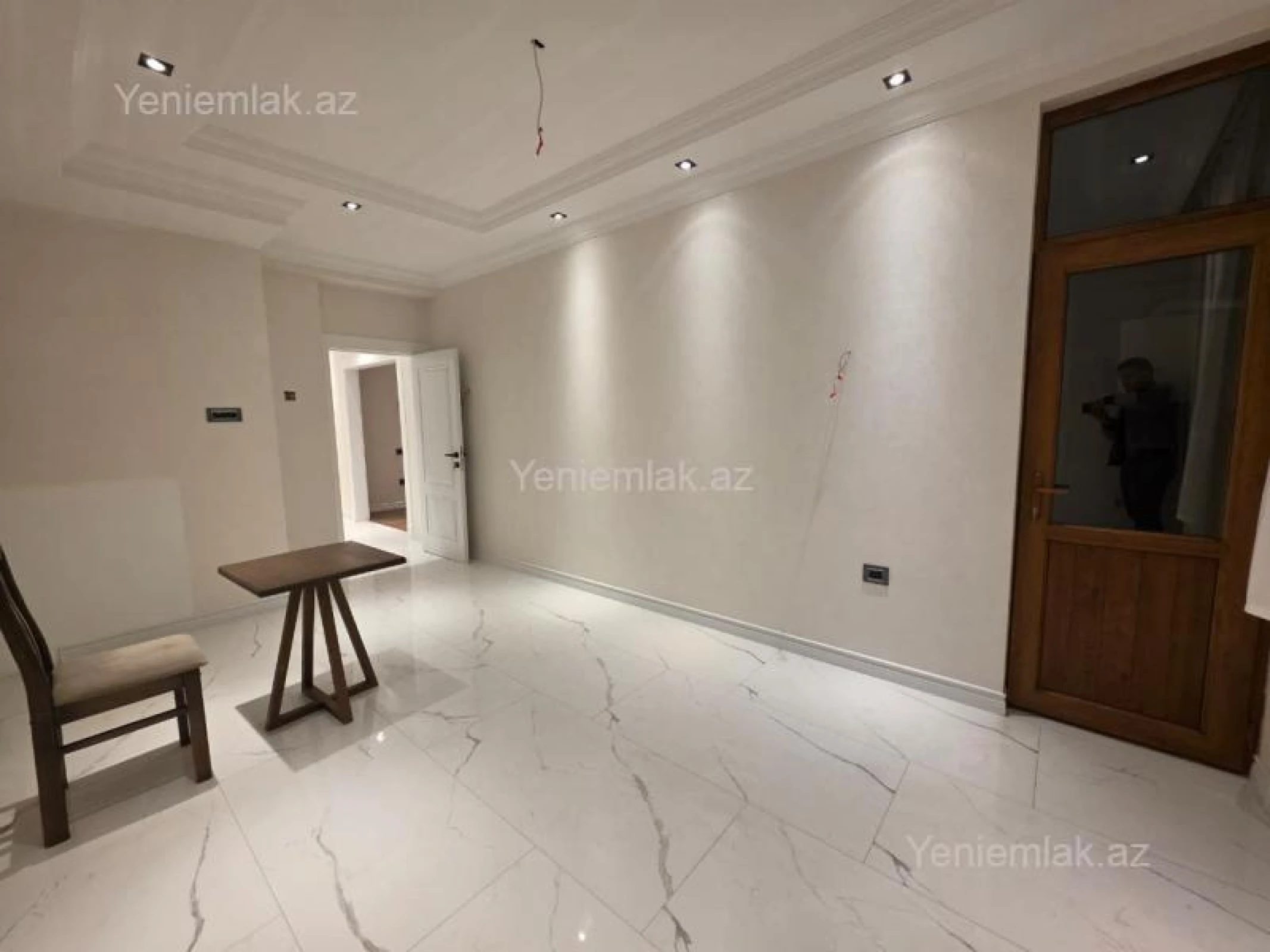 Satılır 3 otaqlı yeni tikili 155 m²