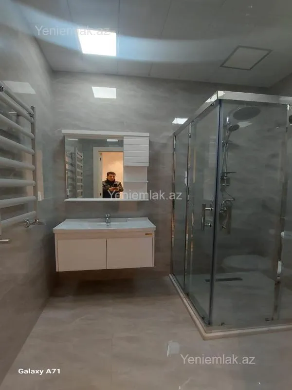 Satılır 3 otaqlı yeni tikili 92 m²