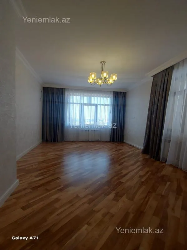 Satılır 3 otaqlı yeni tikili 92 m²