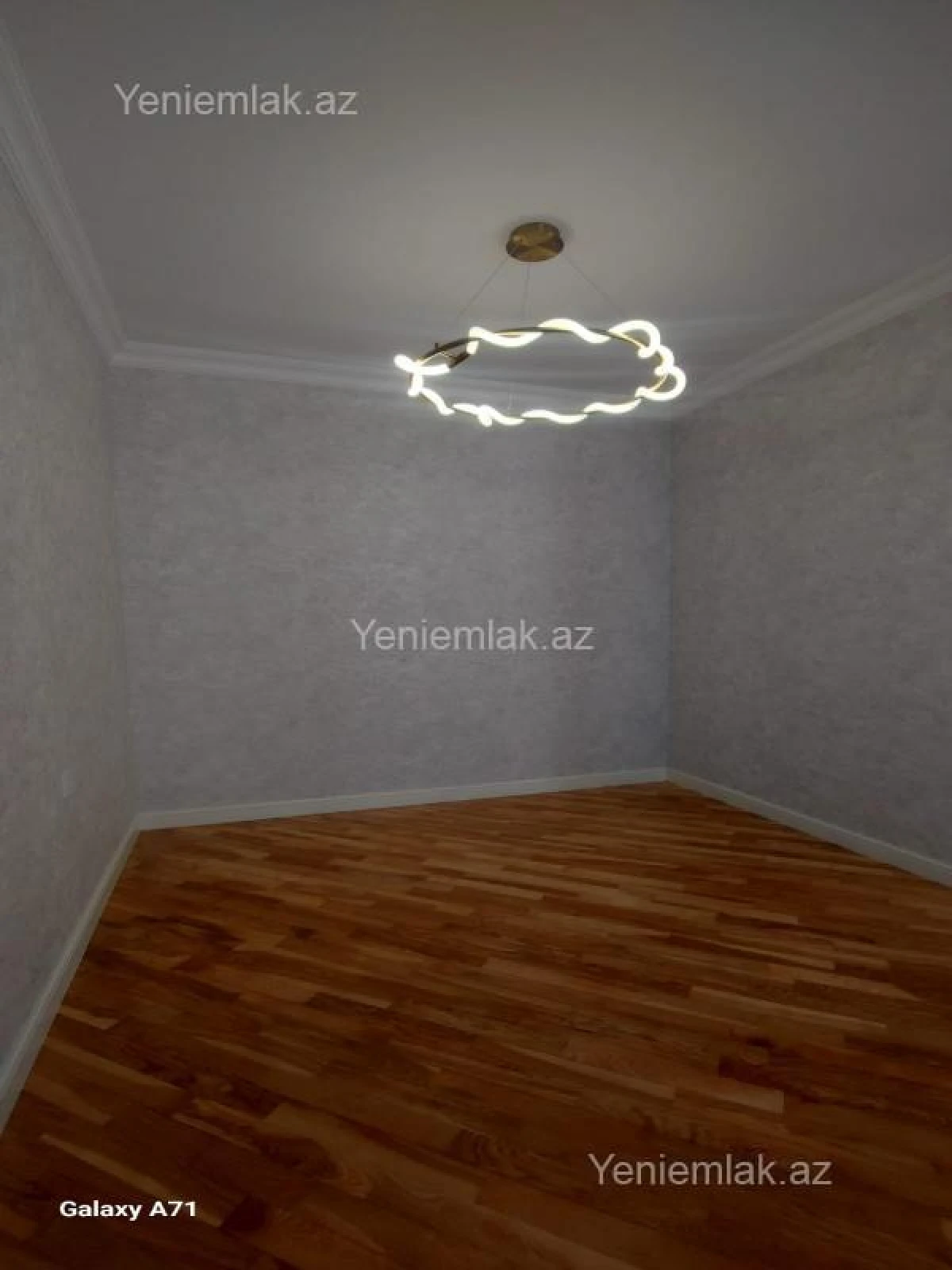 Satılır 3 otaqlı yeni tikili 92 m²