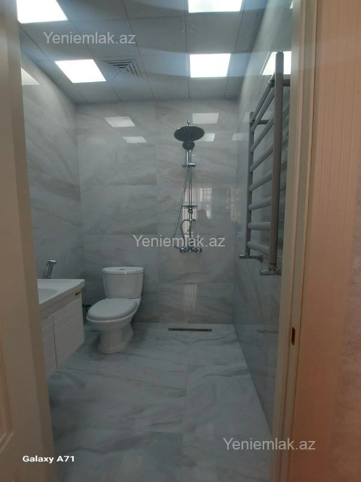 Satılır 3 otaqlı yeni tikili 92 m²