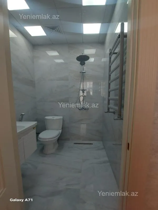 Satılır 3 otaqlı yeni tikili 92 m²