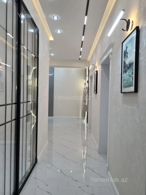 Satılır 3 otaqlı yeni tikili 135 m²