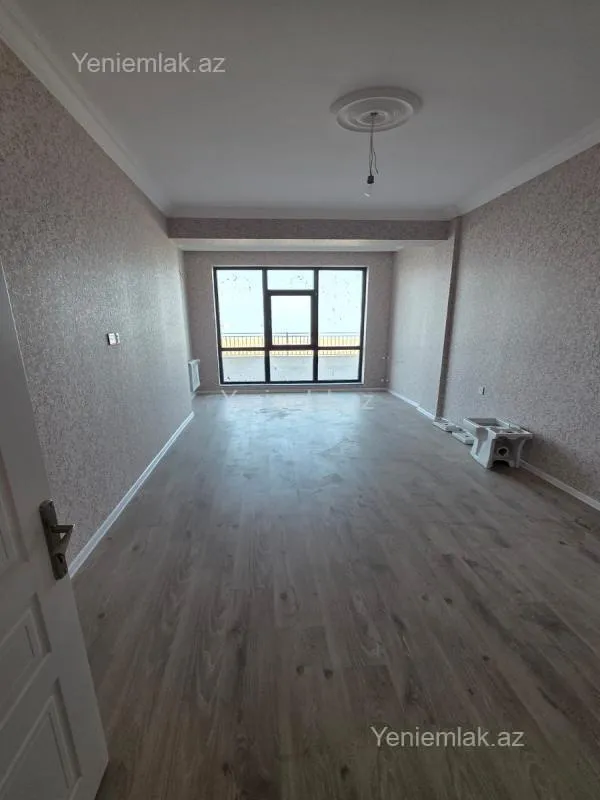 Satılır 2 otaqlı yeni tikili 74 m²