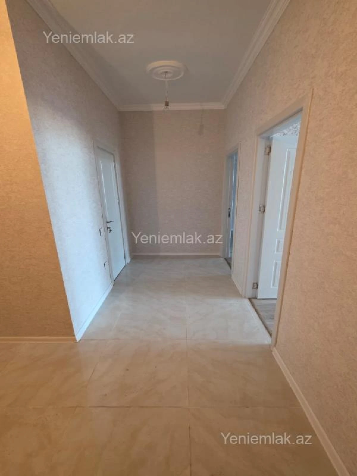 Satılır 2 otaqlı yeni tikili 74 m²