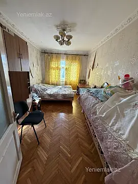 Satılır 5 otaqlı köhnə tikili 120 m²