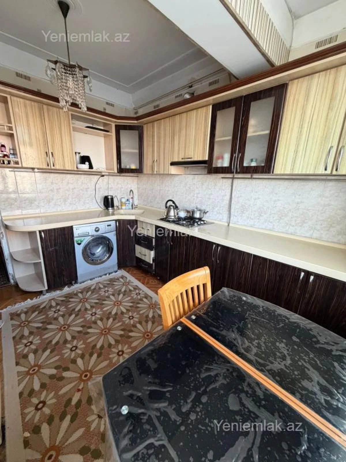 Satılır 5 otaqlı köhnə tikili 120 m²