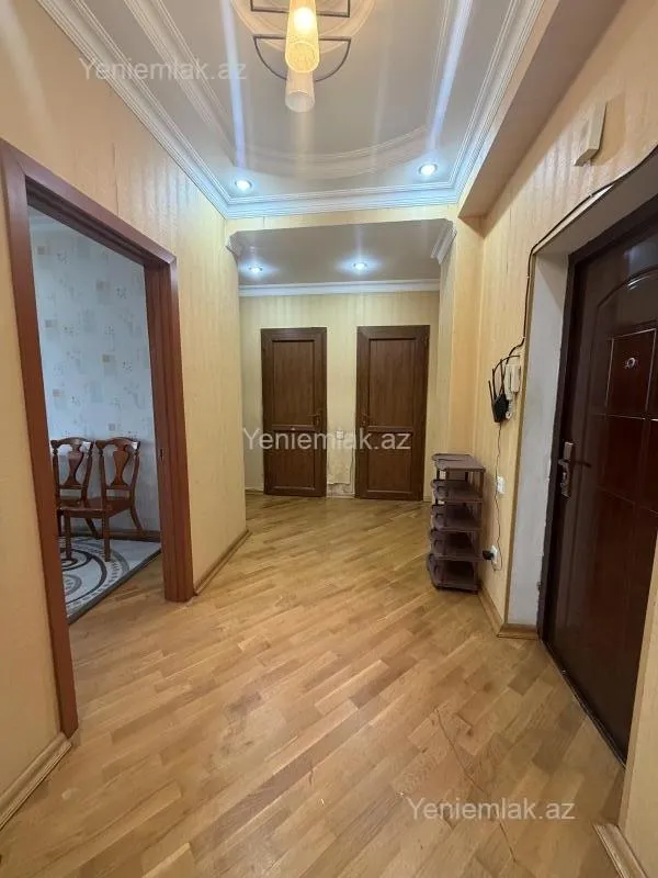 Satılır 2 otaqlı yeni tikili 78 m²