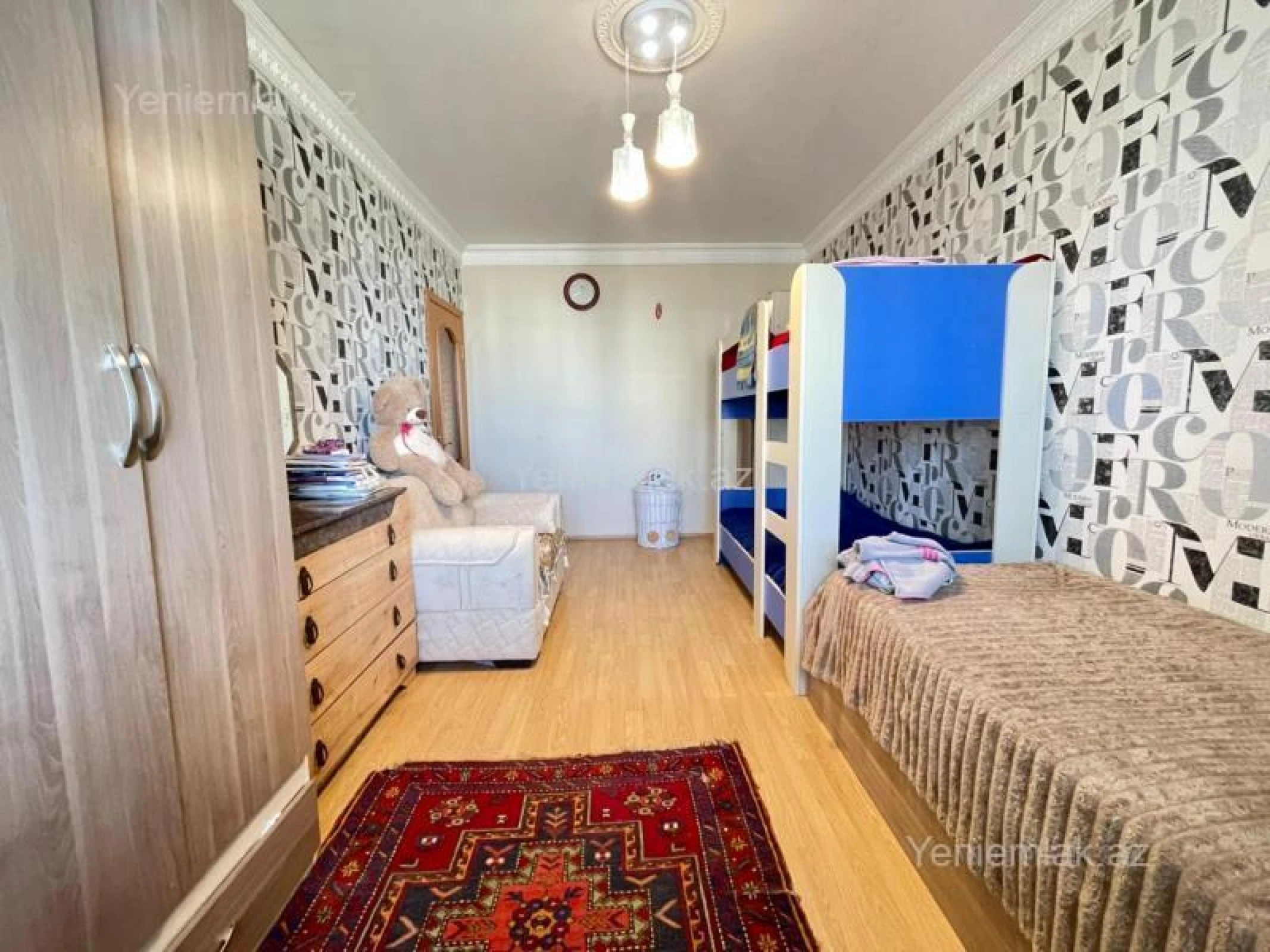 Satılır 3 otaqlı köhnə tikili 80 m²