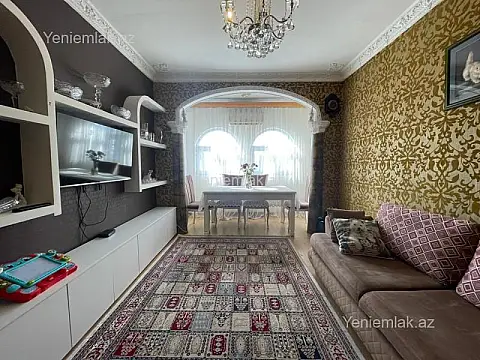 Satılır 3 otaqlı köhnə tikili 80 m²