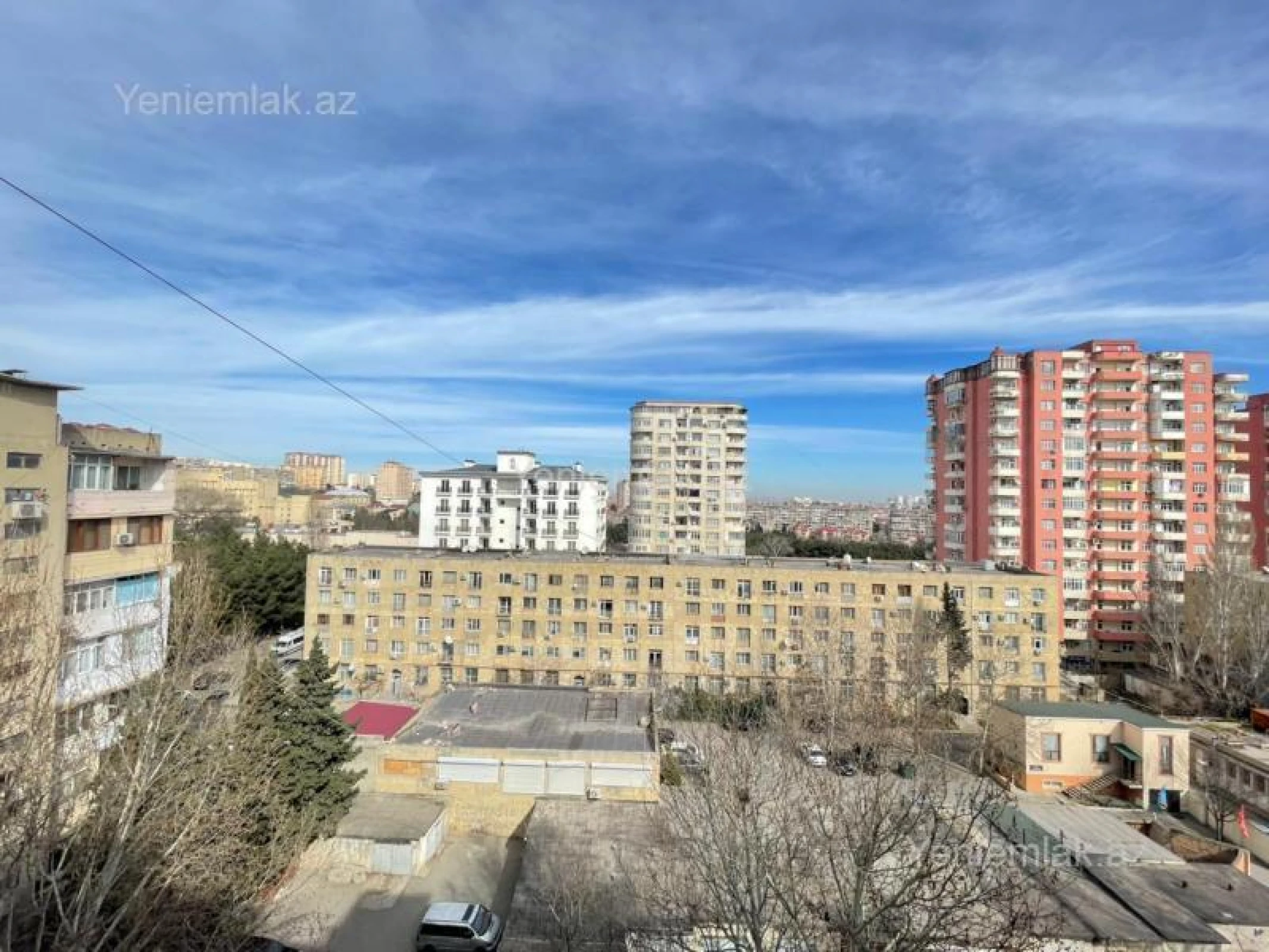 Satılır 3 otaqlı köhnə tikili 80 m²