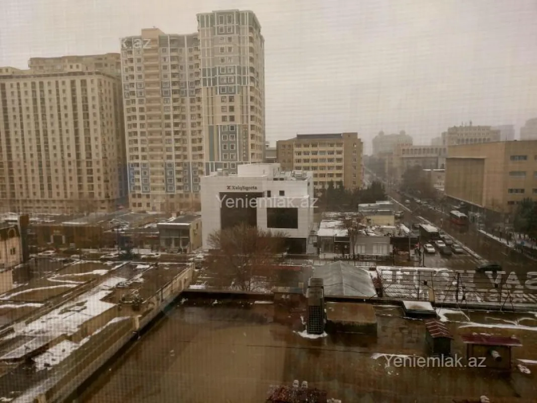 Satılır 4 otaqlı yeni tikili 162 m²