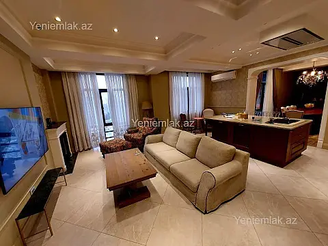 Satılır 4 otaqlı yeni tikili 162 m²