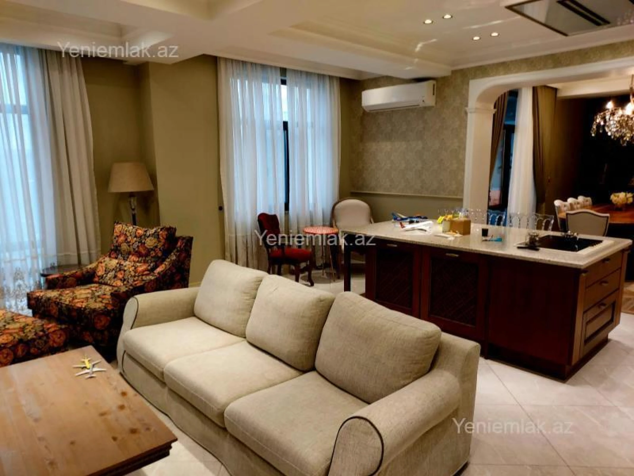 Satılır 4 otaqlı yeni tikili 162 m²