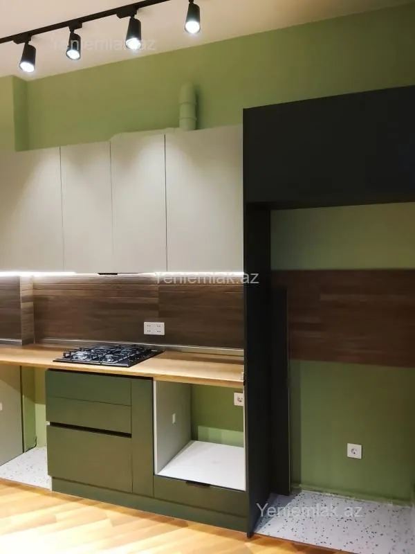 Satılır 2 otaqlı köhnə tikili 65 m²