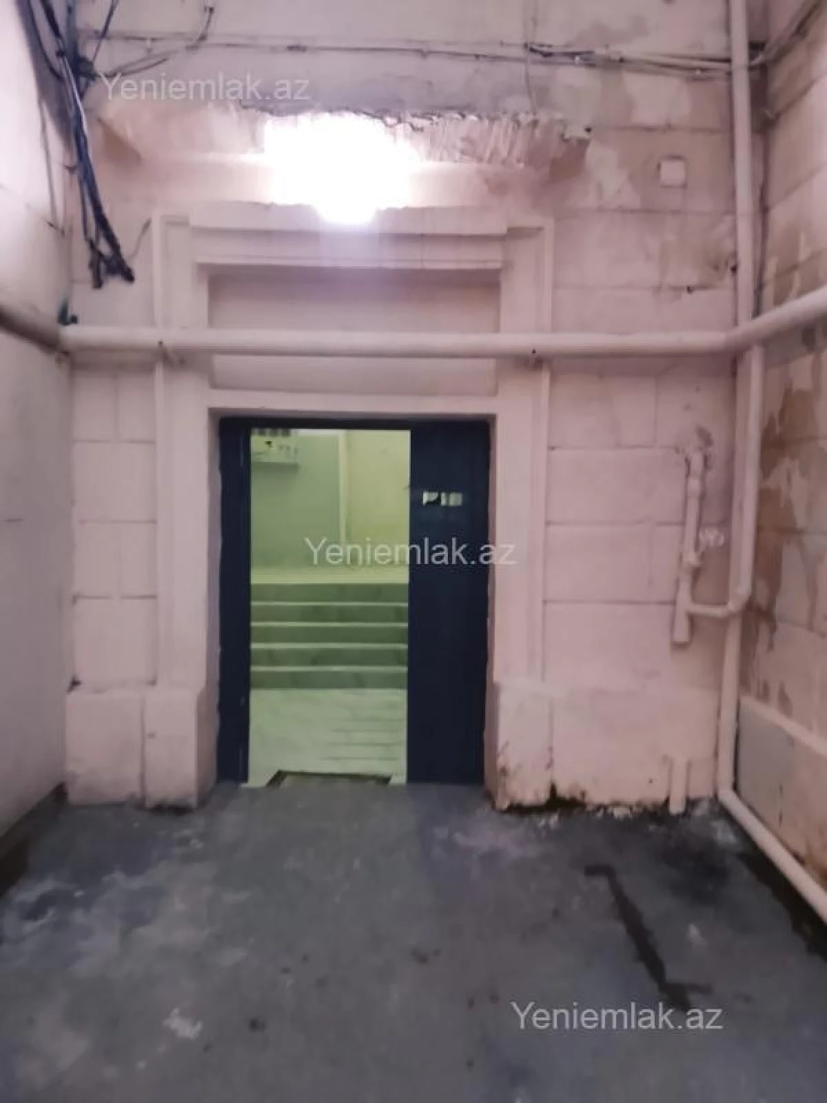 Satılır 2 otaqlı köhnə tikili 65 m²