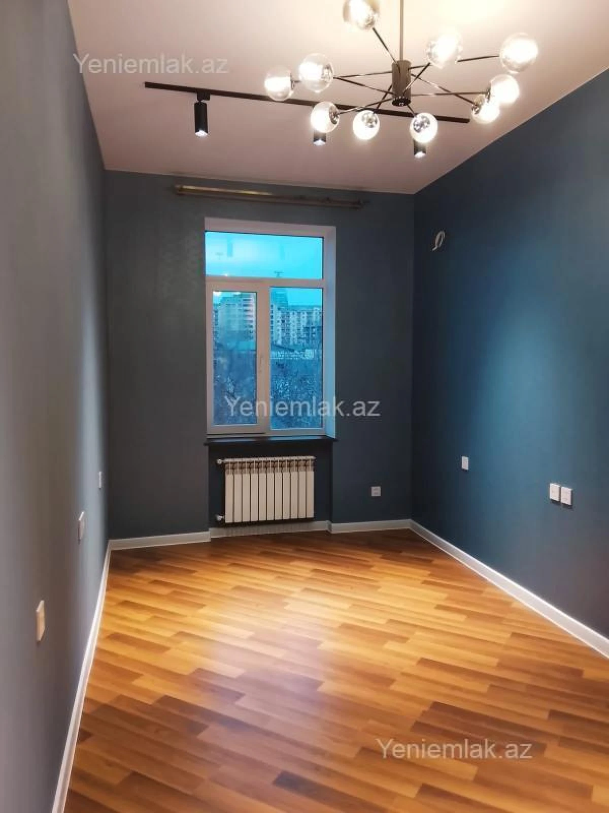 Satılır 2 otaqlı köhnə tikili 65 m²