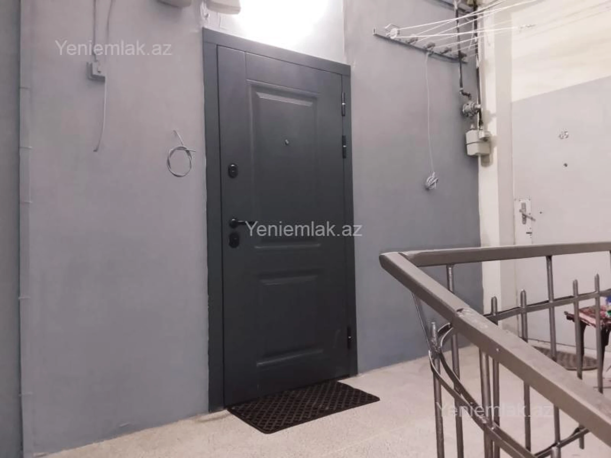 Satılır 2 otaqlı köhnə tikili 65 m²