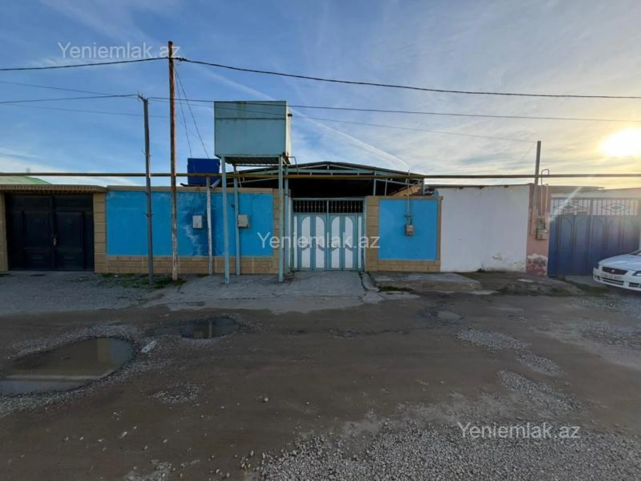 Satılır 4 otaqlı həyət evi 100 m²