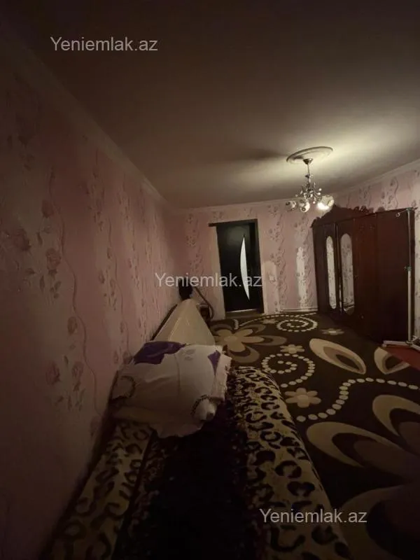 Satılır 4 otaqlı həyət evi 100 m²