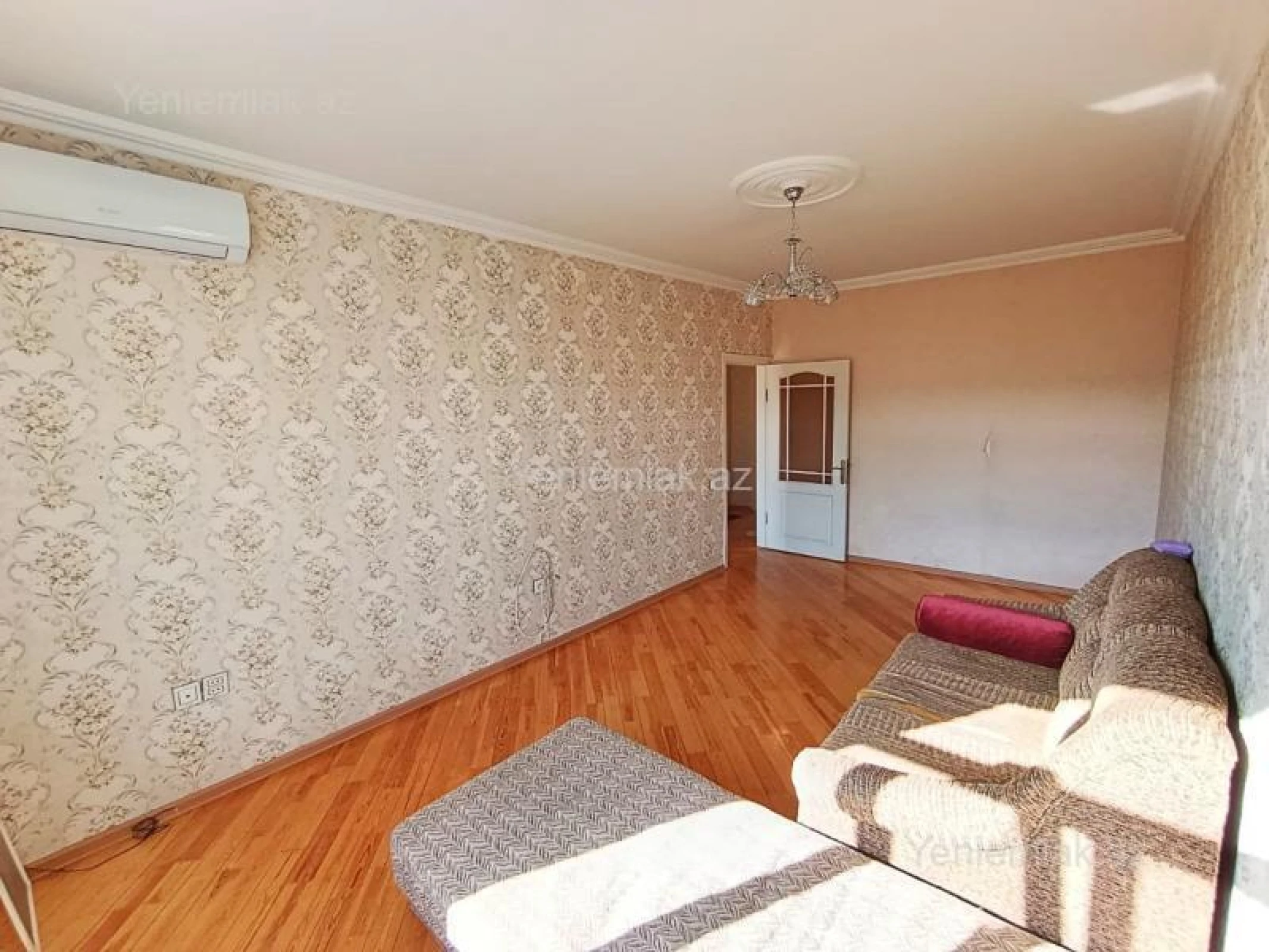 Satılır 2 otaqlı köhnə tikili 60 m²