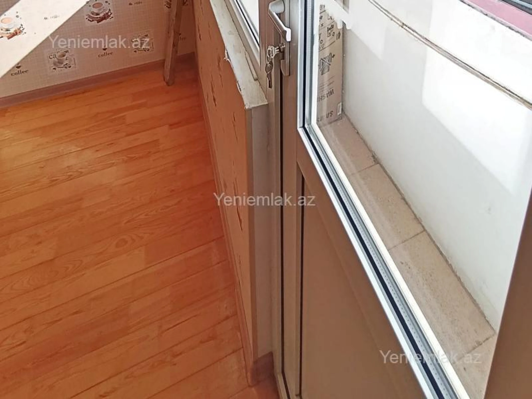 Satılır 2 otaqlı köhnə tikili 60 m²