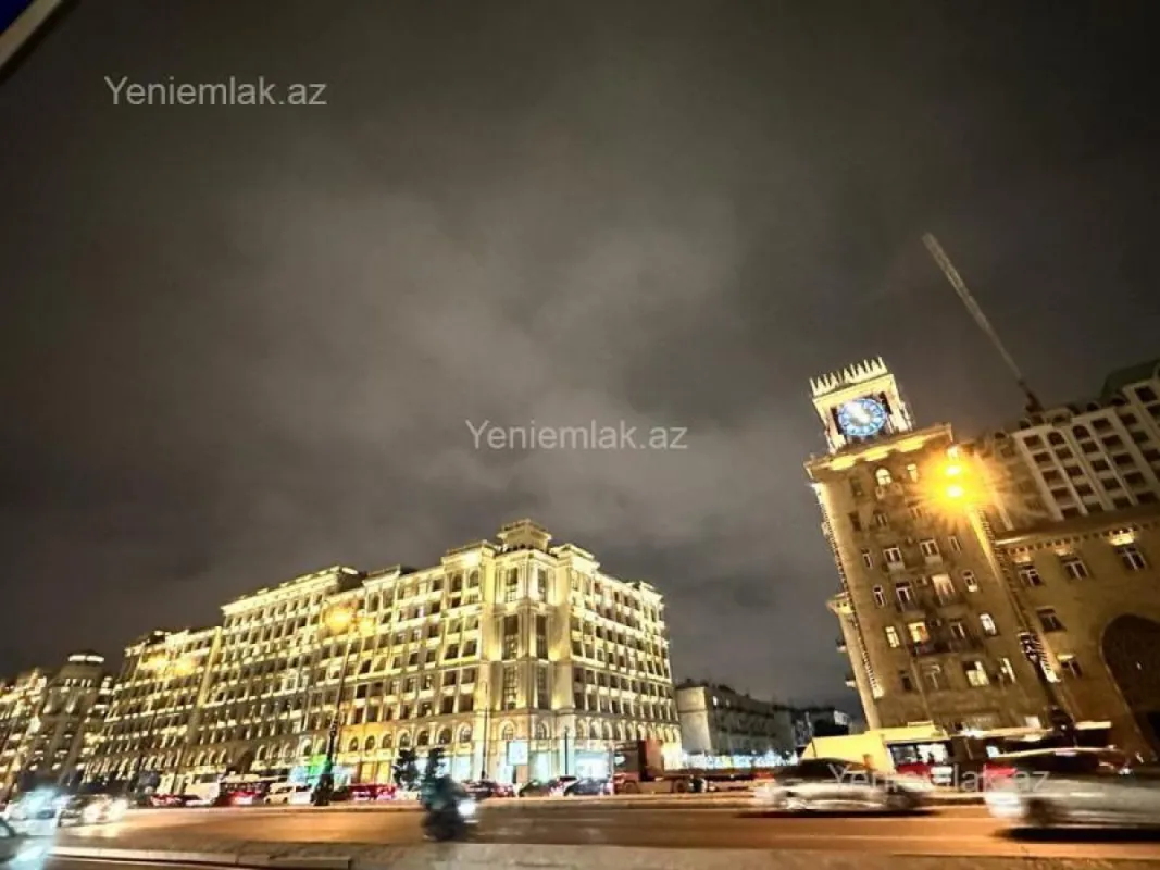 Satılır 4 otaqlı yeni tikili 205 m²