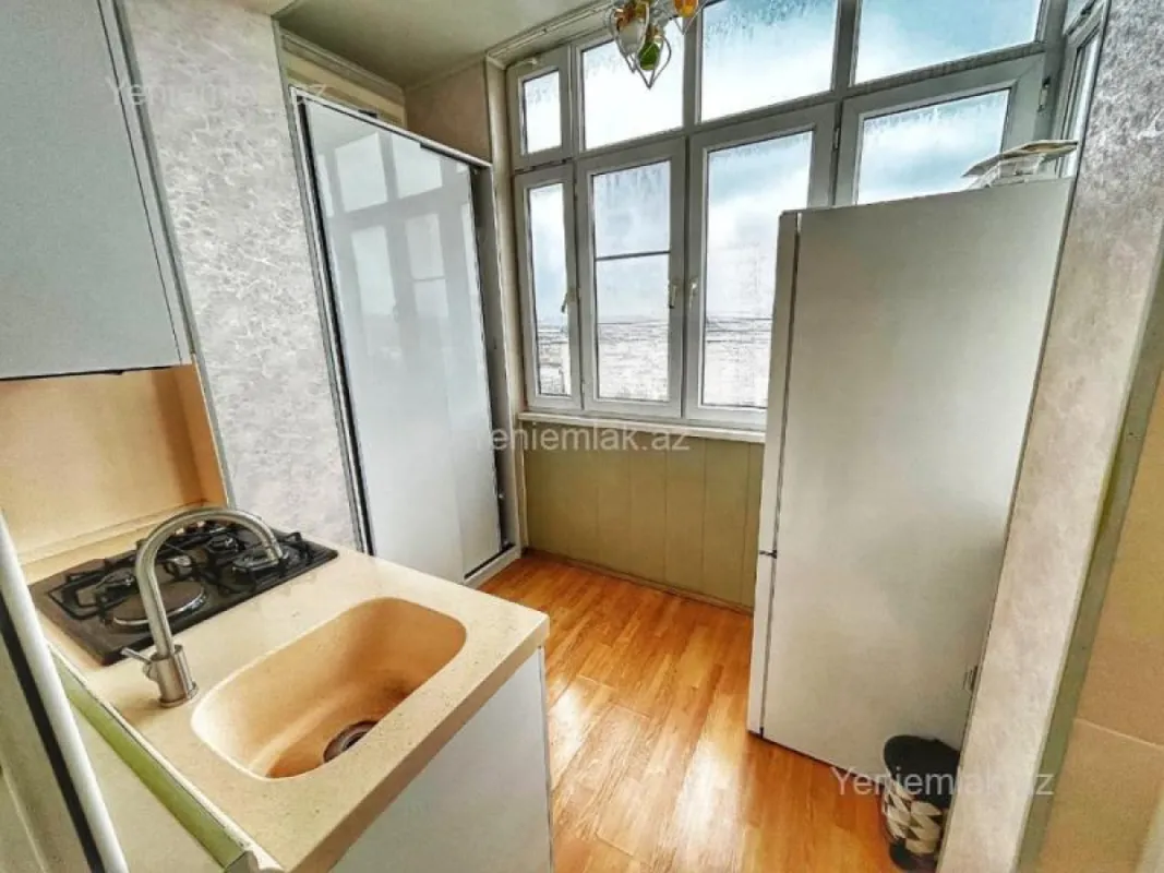 Satılır 2 otaqlı yeni tikili 50 m²