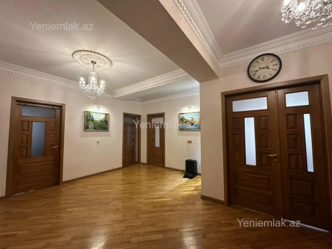 Satılır 4 otaqlı yeni tikili 175 m²