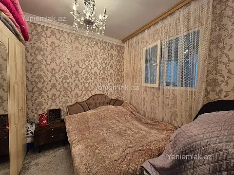 Satılır 2 otaqlı köhnə tikili 60 m²